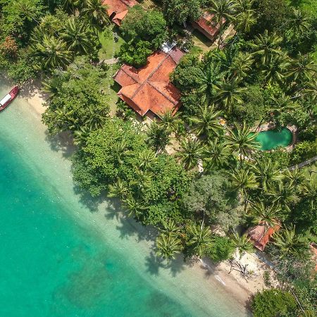 Baan Mai Beachfront Lone Island 푸껫 외부 사진